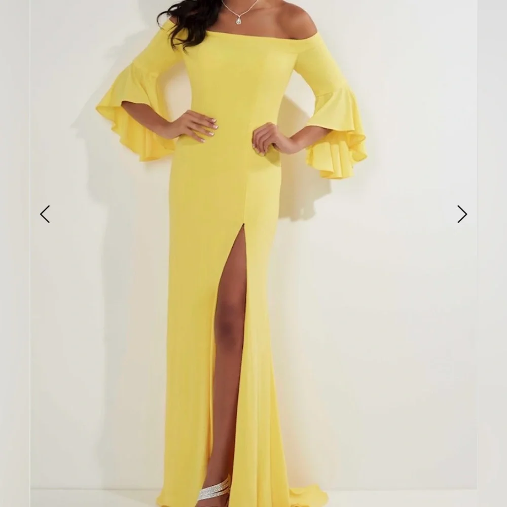 Elegant Canary Yellow Off-Shoulder Dress - Picture 1 of 8